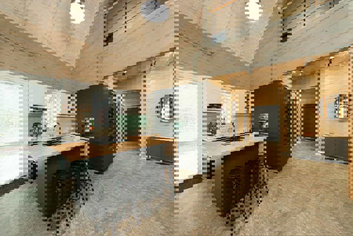 Prefabbricato o bioedilizia: quale casa è davvero fatta per durare?