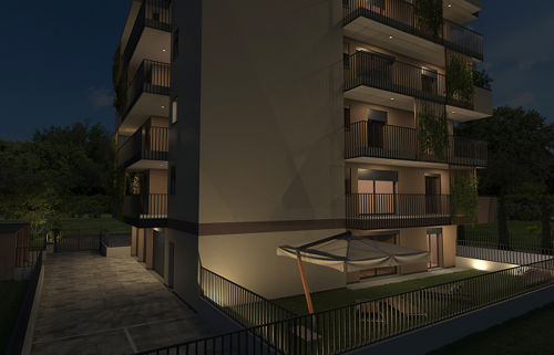 Il complesso di Carnago 2.0 visto lateralmente di notte 