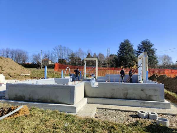 Case prefabbricate in cemento: confronto con la costruzione in opera di Edilnoma Building